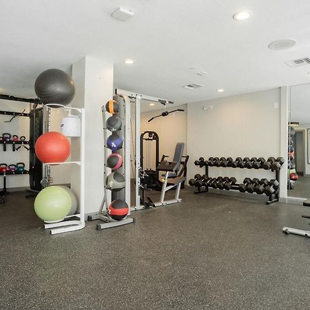 Upstay - Condo With Pool Gym Games And Bbq Austin Luaran gambar