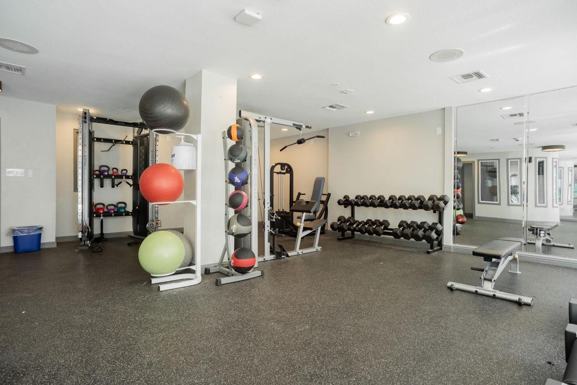 Upstay - Condo With Pool Gym Games And Bbq Austin Luaran gambar